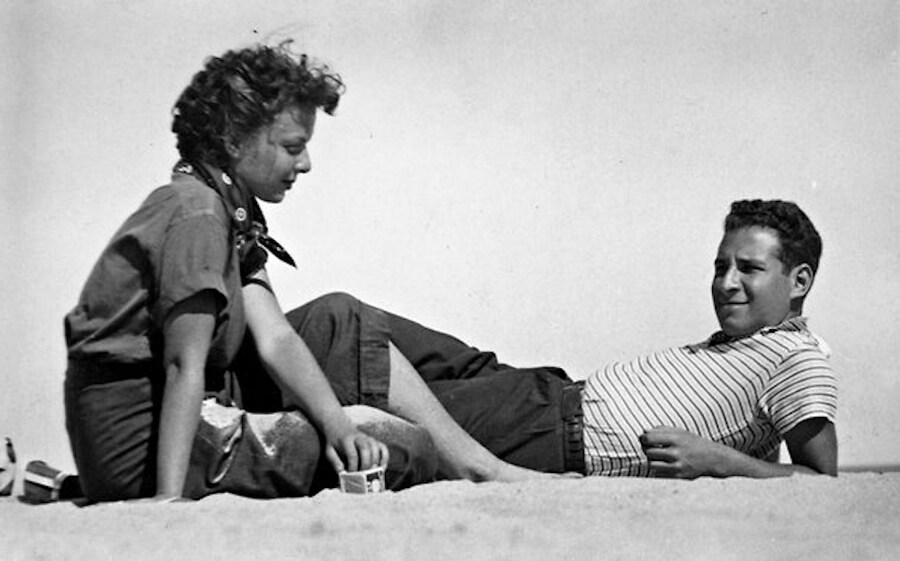 Lillian Bassman and her husband, Paul Himmel, c. 1945
