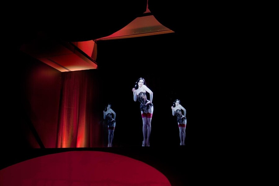 Dita von Teese hologram