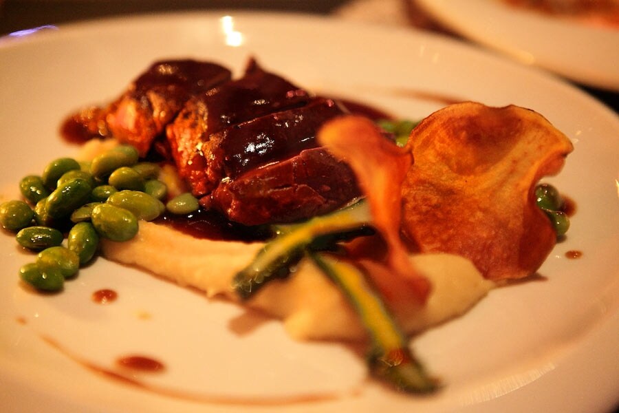 Pret a Diner signature dish of beef fillet with parsley pota