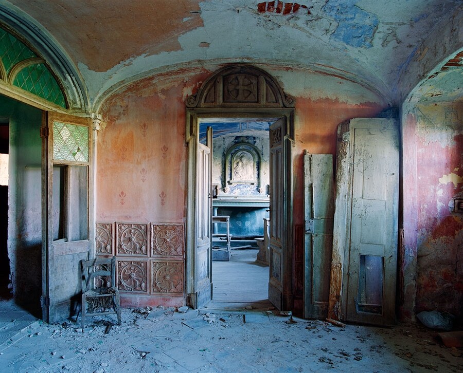 The Antechamber, Italy, 2009