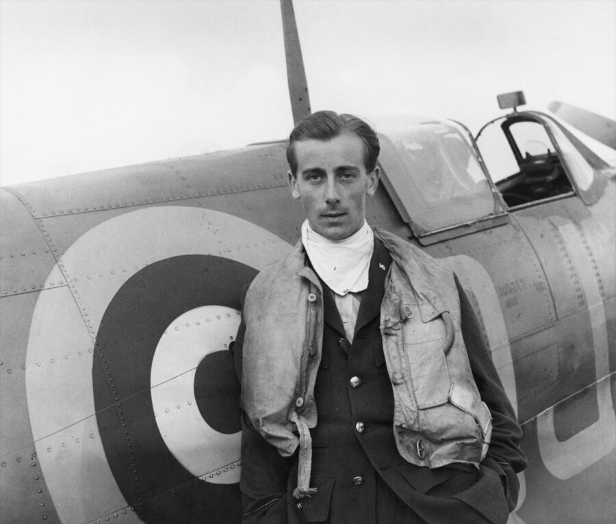 Flying Officer Neville Duke of No 92 (East India) Squadron