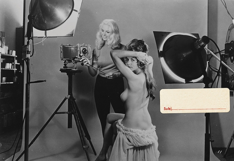 Glamour on set, shooting Bunny Yeager&#39;s Nude Camera, 1962