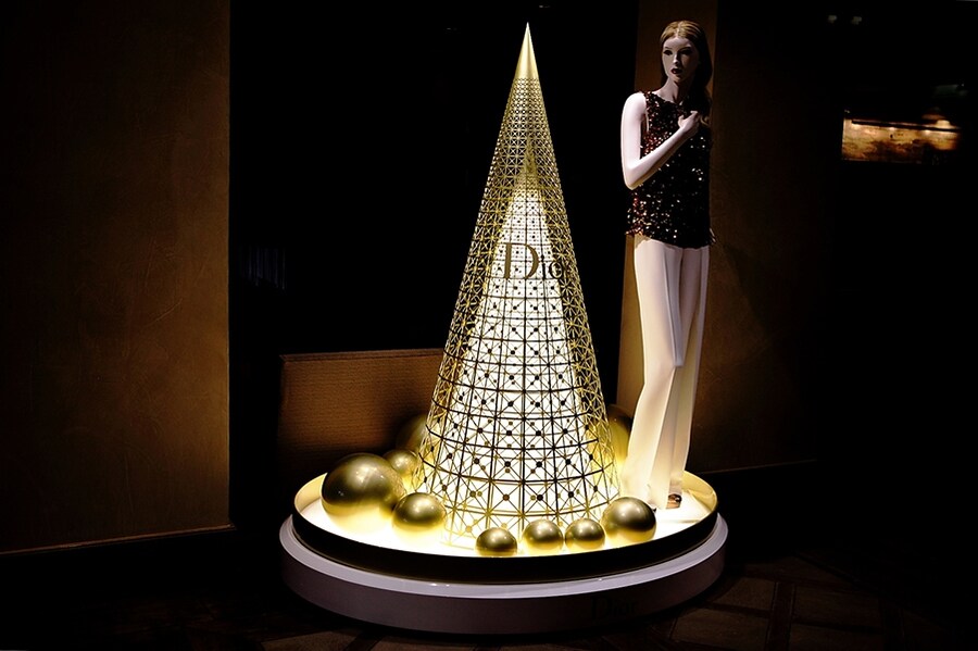 Dior Christmas tree in the lobby of Le Cheval Blanc
