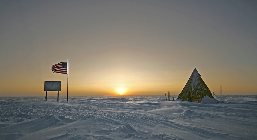 Spring Sunrise over South Pole