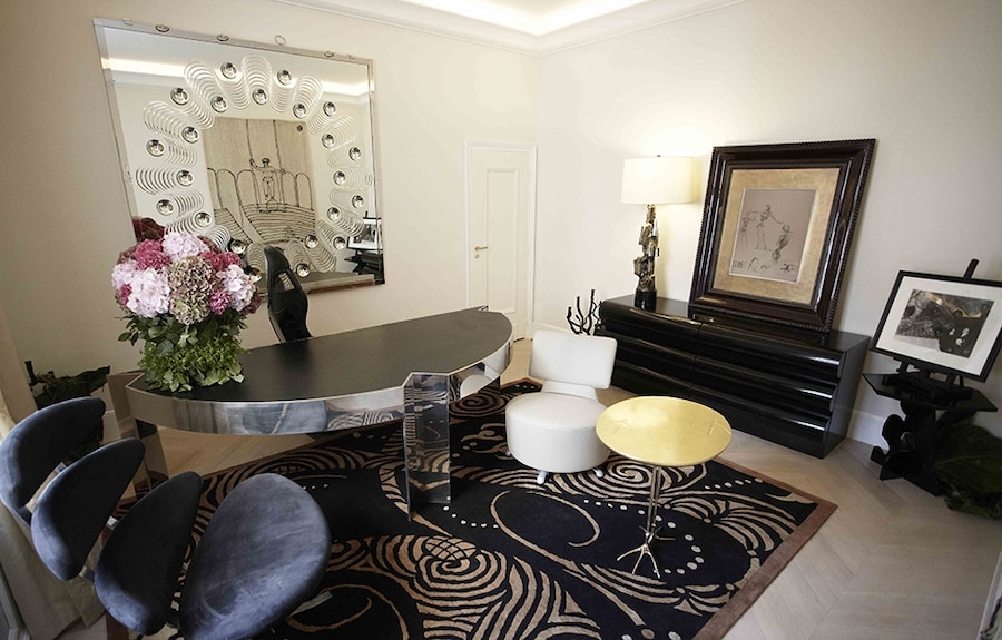 Farida Khelfa&#39;s office