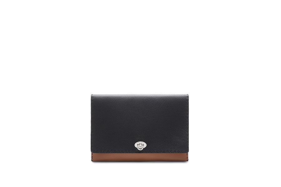 Alda 326, Black