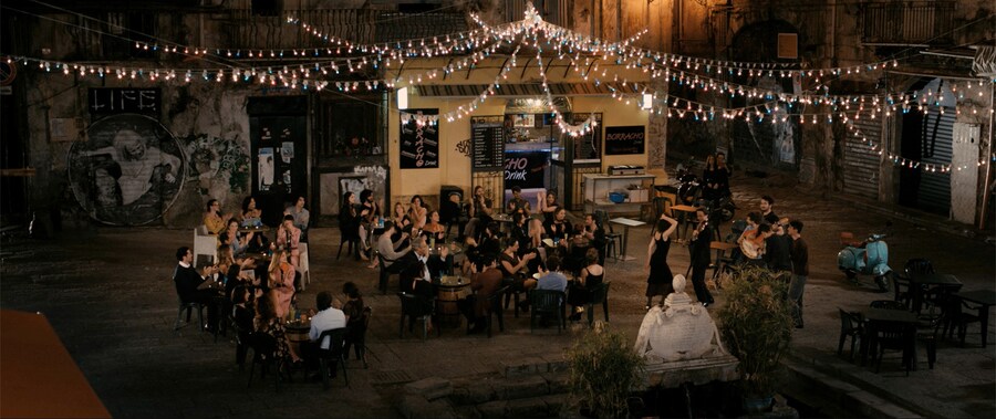 Still from Le Donne della Vucciria by Hiam Abbass