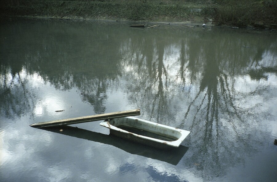 Bath in lake