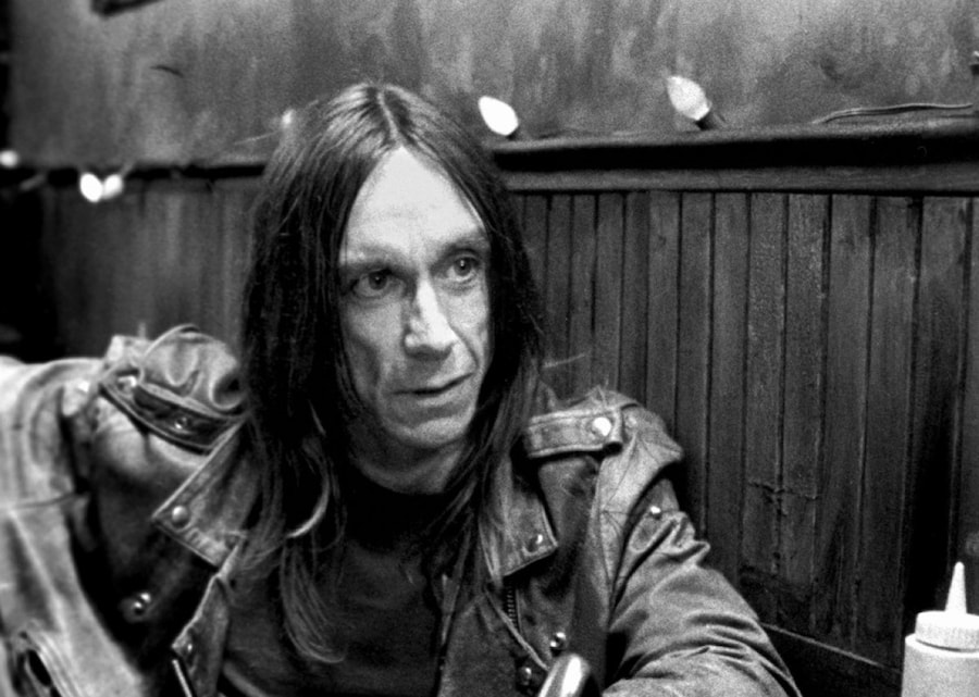 Iggy Pop in Coffee &amp; Cigarettes, 2003