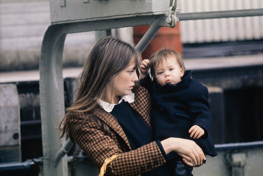 Jane and Charlotte Gainsbourg on Compton Beach, 1971