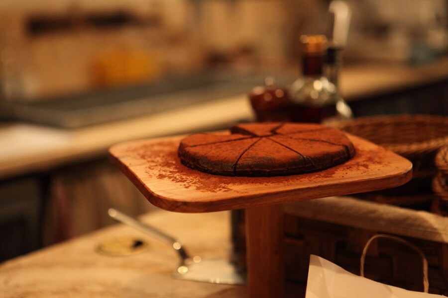 Chocolate tart