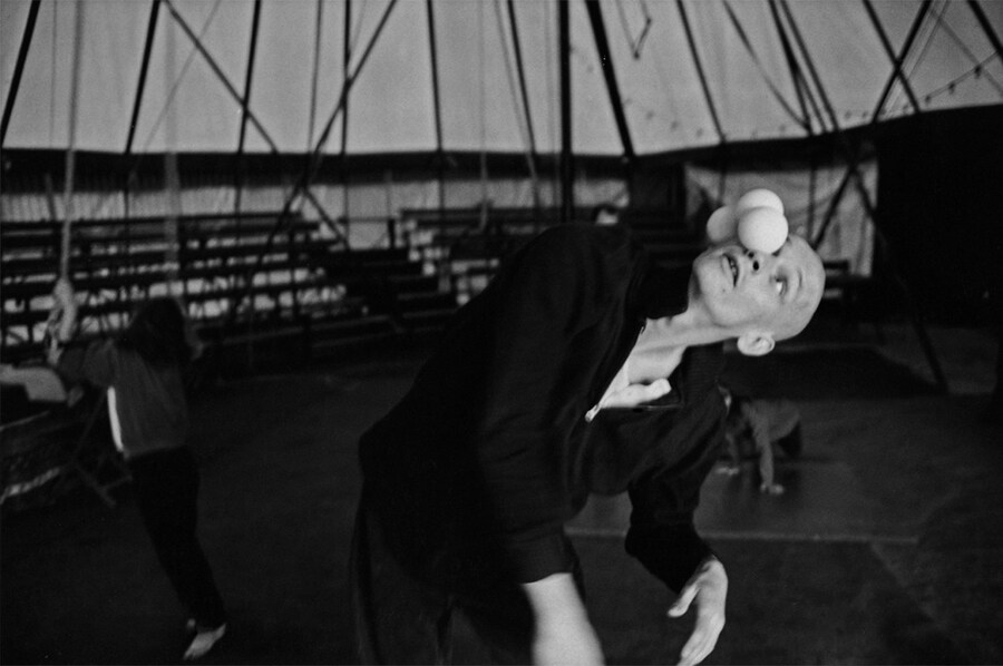 From Circus by Giuliano Plorutti