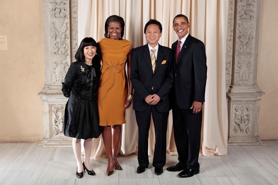 Yukio and Miyuki Hatoyama met Barack and Michelle Obama at t