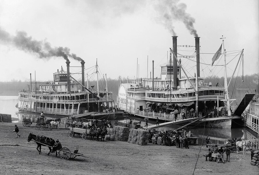 A Mississippi landing, Vicksburg, glass negative, 1900–1906,