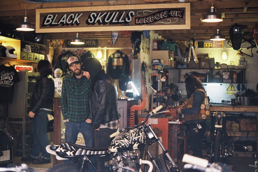 The Black Skulls workshop