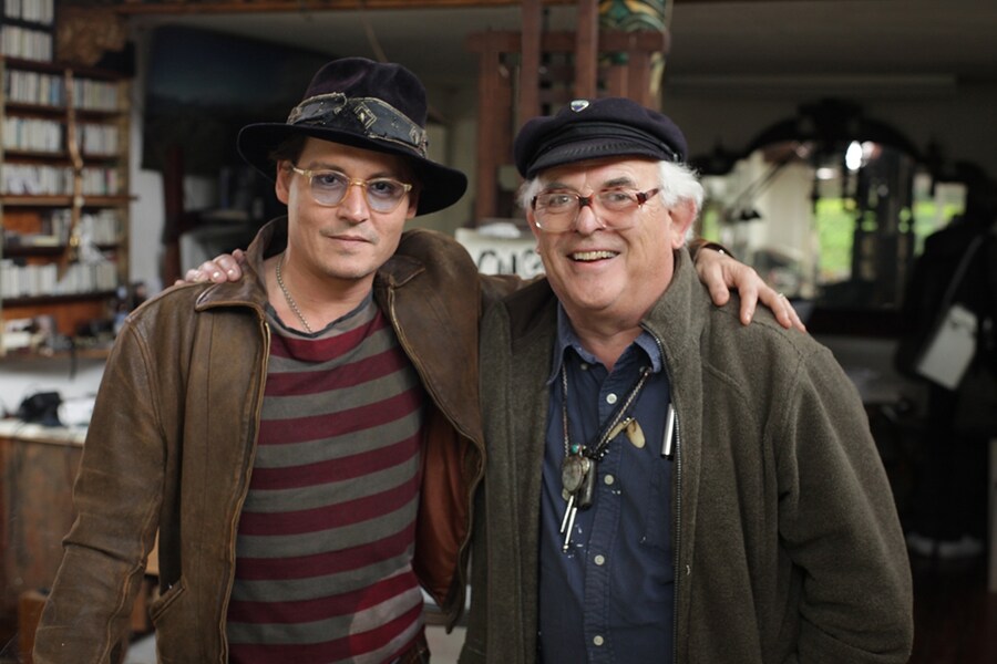 Johnny Depp &amp; Ralph Steadman in Ralph&#39;s studio