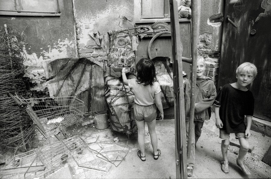 Kleine Hamburger Stra&#223;e 5, 1990