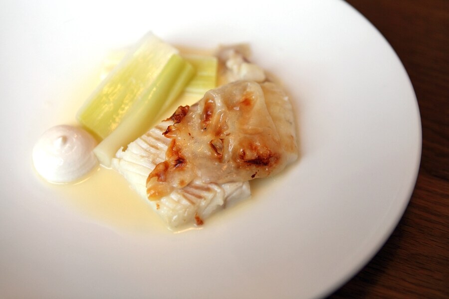 Turbot, leeks and smoked roe