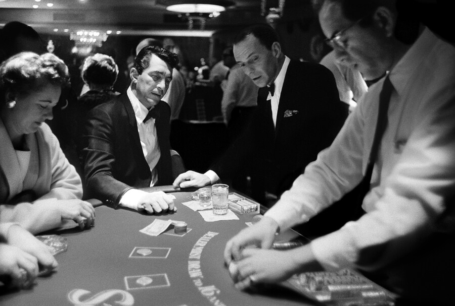 Dean Martin playing blackjack with Frank Sinatra, Sands Hote