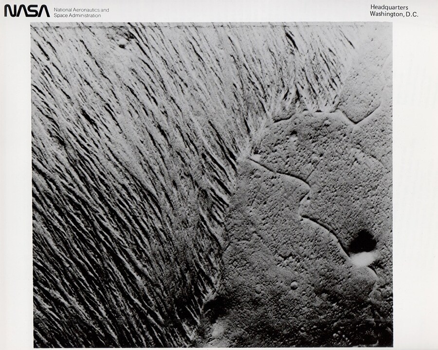 Unusual surface feature on Mars, Viking Orbiter, June 1978