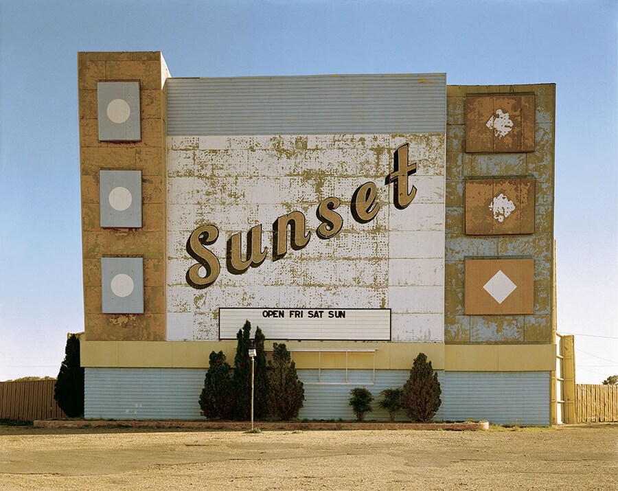 Stephen Shore, West Ninth Avenue, Amarillo, Texas, October 2