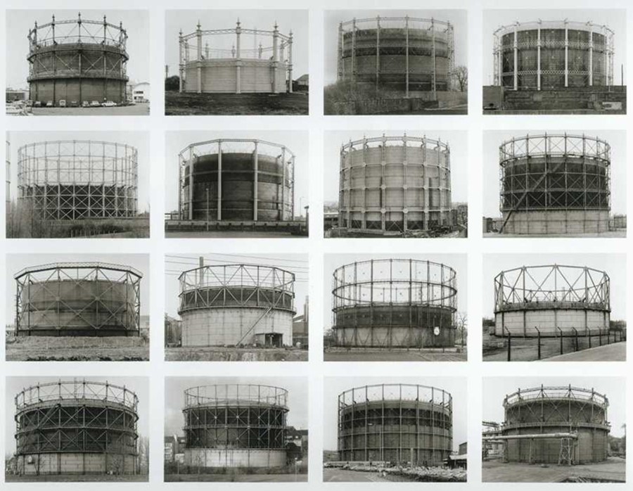 Gasbeh&#228;lter (Gas Tanks) Image VII from series: Typologies, 2