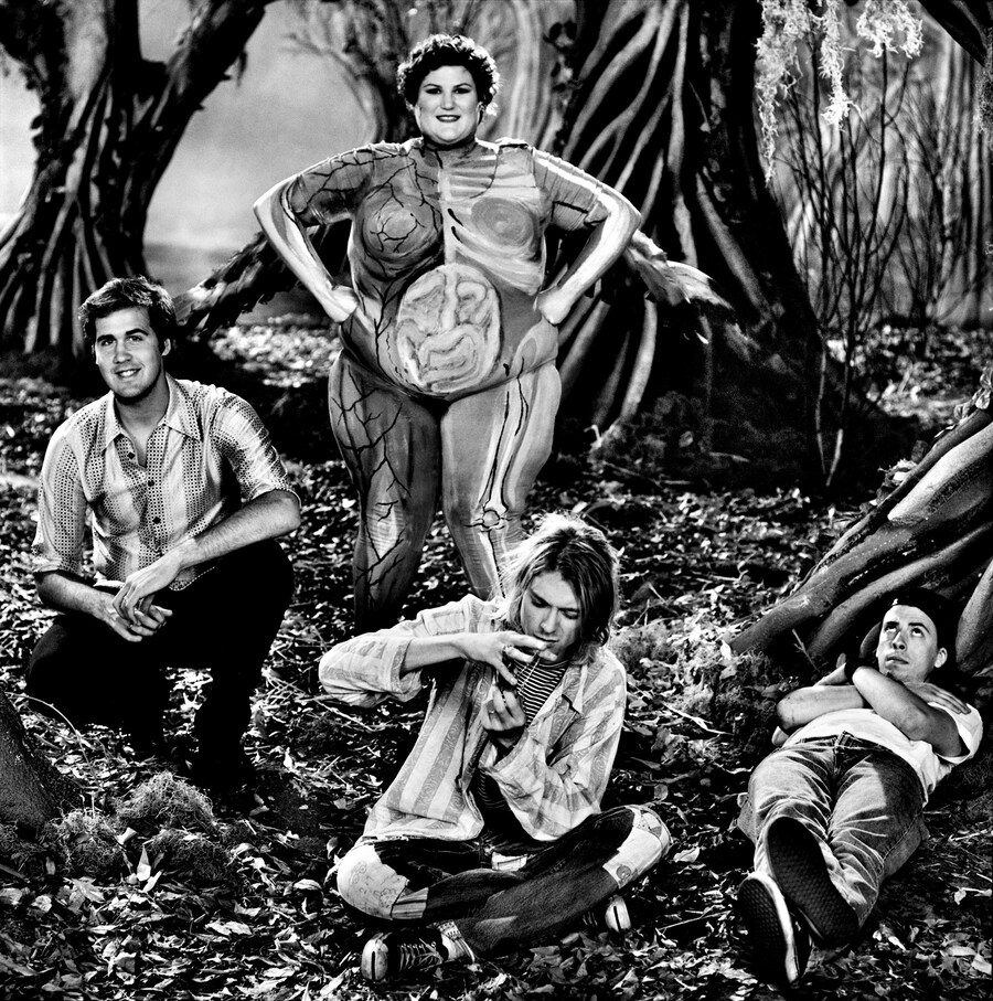 Nirvana in Heart-Shaped Box video