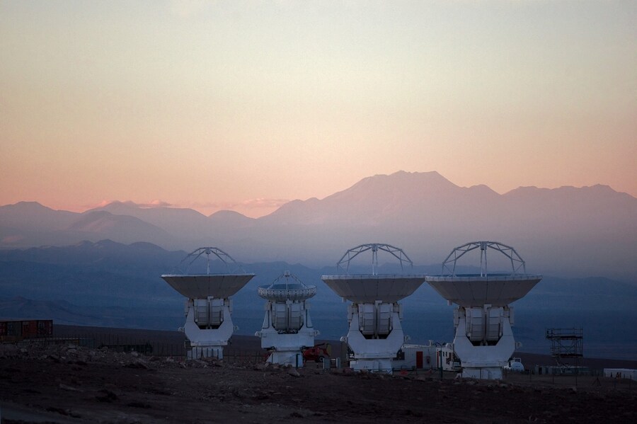 The Alma Observatory antennas