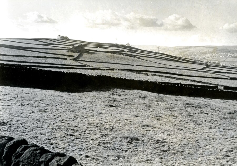Photographs of Yorkshire commissioned by Hepworth 