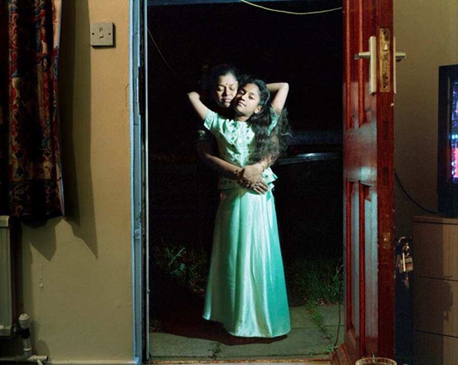 10 Gnana with her daughter Kavi, 2003, Byker Revis