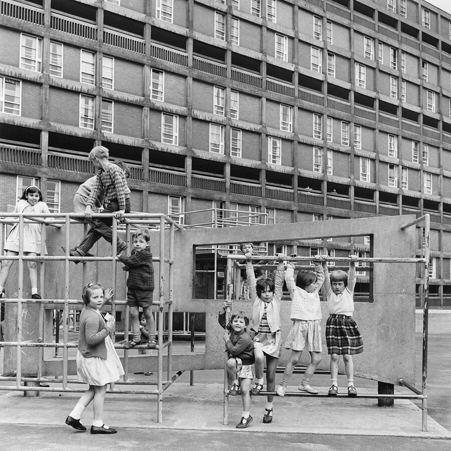 Park Hill Sheffield 1963 (c) Arch Press Archive RI