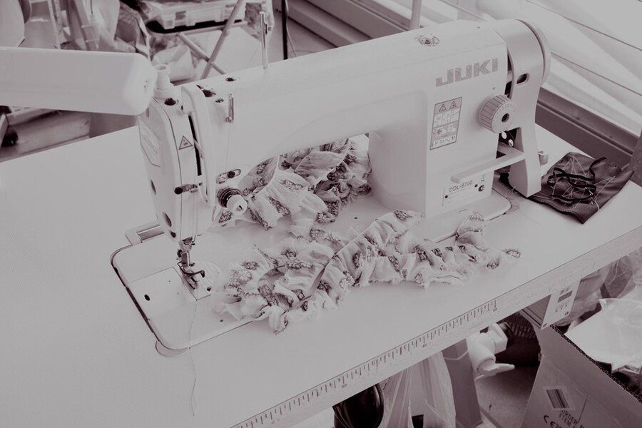 Alexander McQueen&#39;s Atelier S/S16