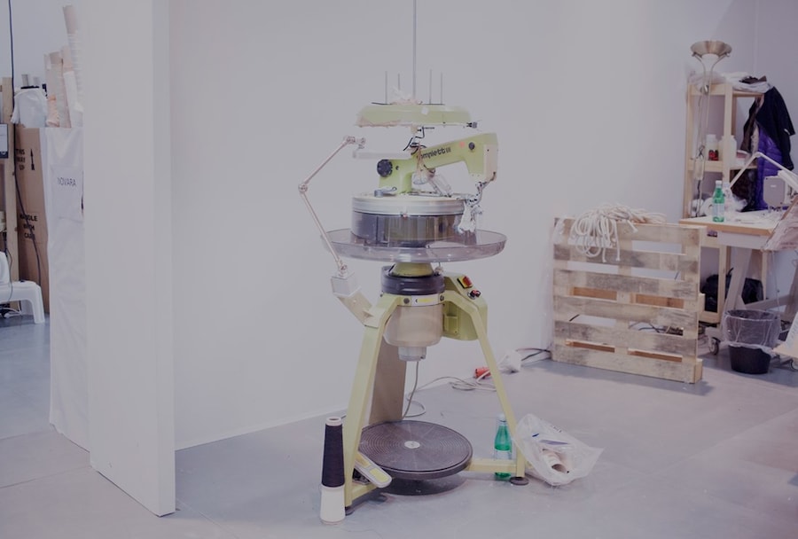 Alexander McQueen&#39;s Atelier S/S16