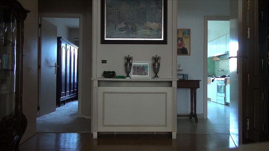 Chantal-Akerman_No-Home-Movie--apartment