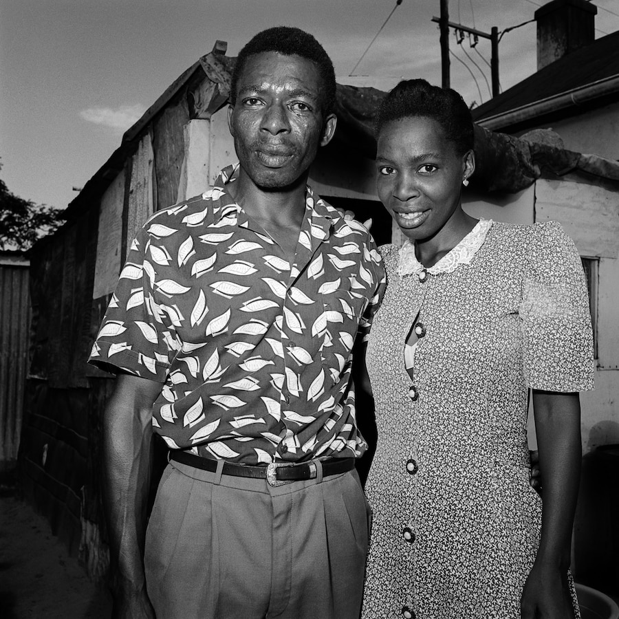 8942_54_6_SouthAfrica_1995