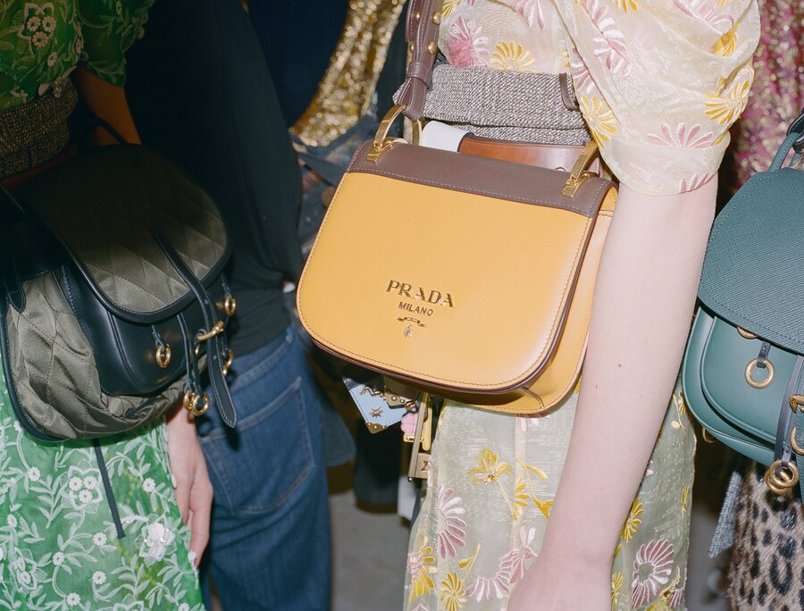 1aw16prada_pollybrown