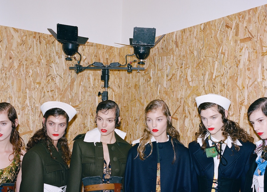 4aw16prada_pollybrown