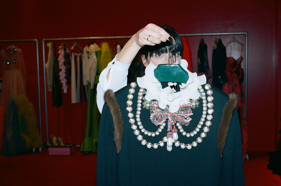 8aw16GUCCI_pollybrown