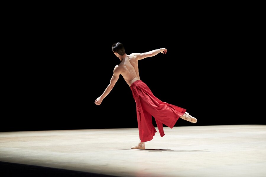 GH_2389_AnOther_WMG_0180_F_Colour