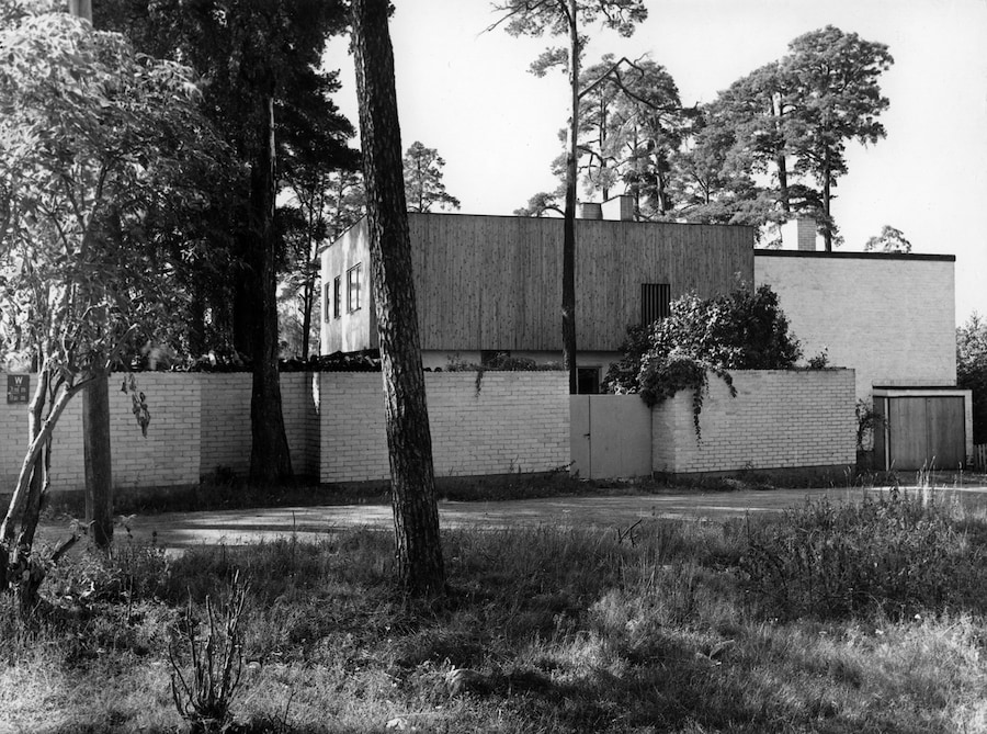 Aalto_House_exterior_1930s