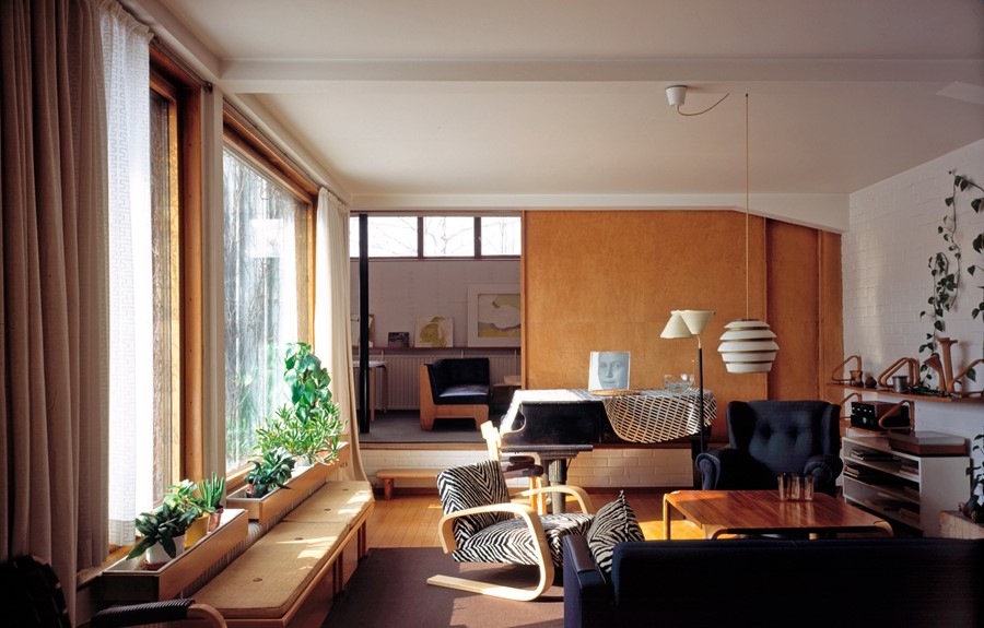 Aalto_House_living_room_1