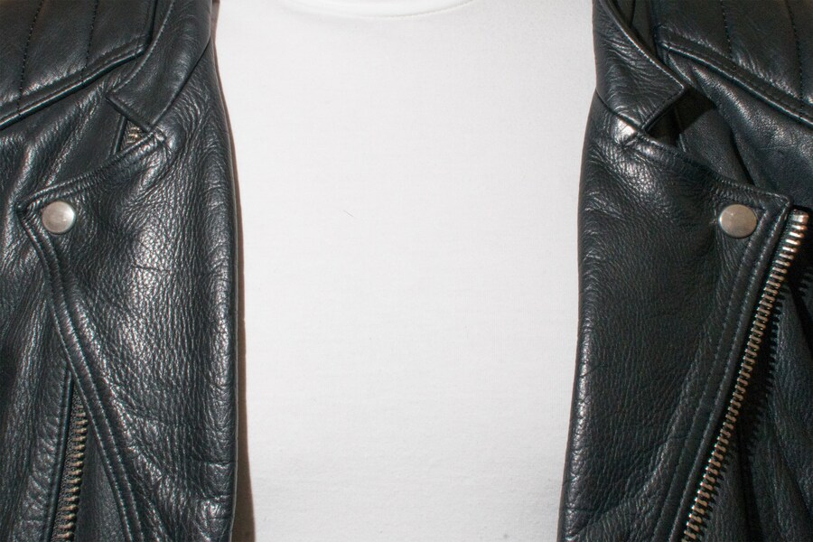 02AlexanderCoggin_FriezeLondon_AnOther