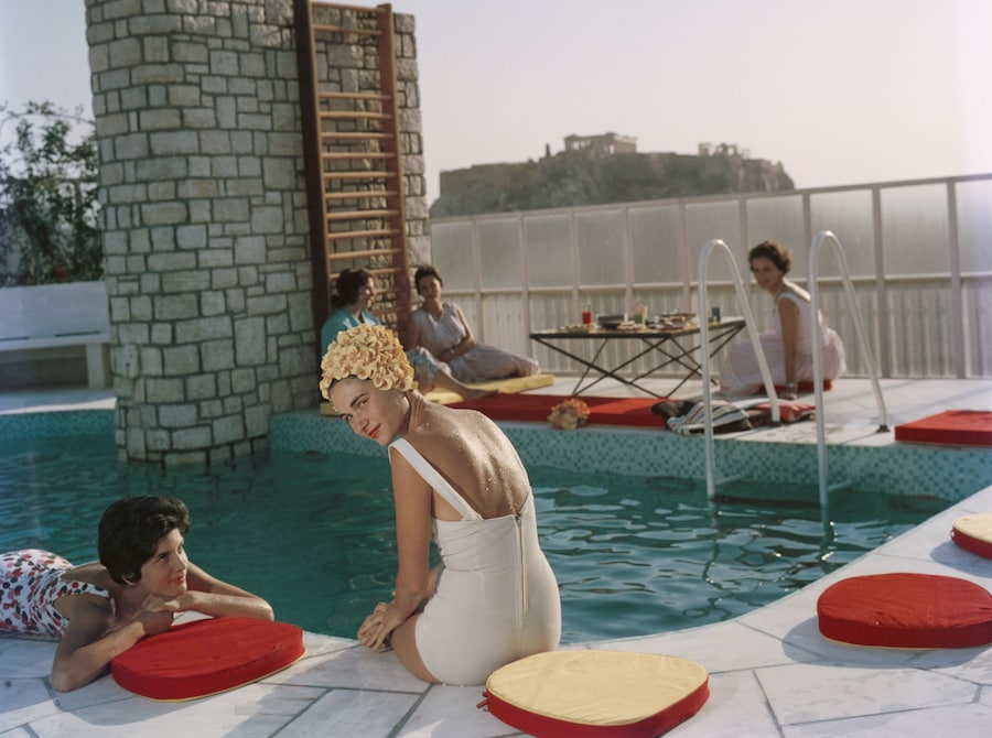 Slim Aarons: Women by Slim Aarons, text by Laura Hawk 
