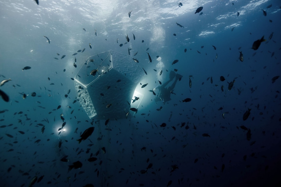 20161102_Doug-Aitken-Underwater-Pavilions-Catalina