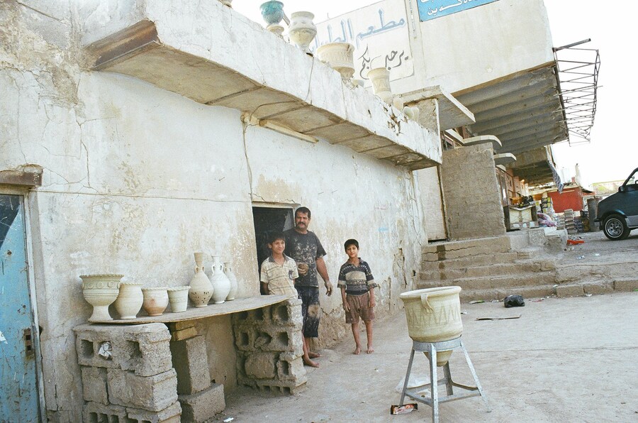 Shawmn Raza, Return in Homeland. Photograph. Court