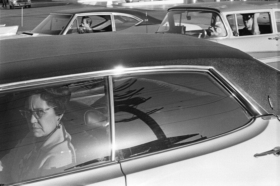 peopleincars2117-copy