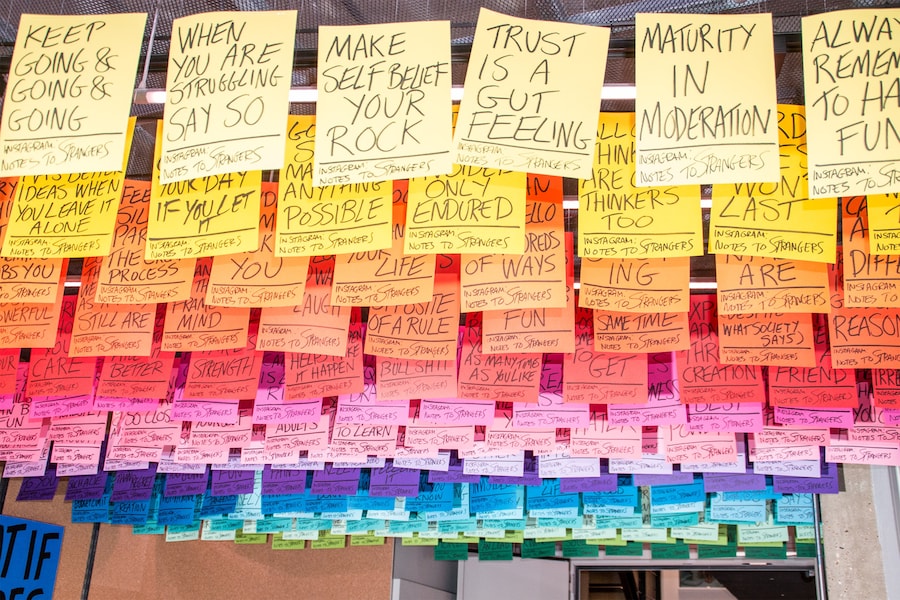 43AlexanderCoggin_AnOther_Browns