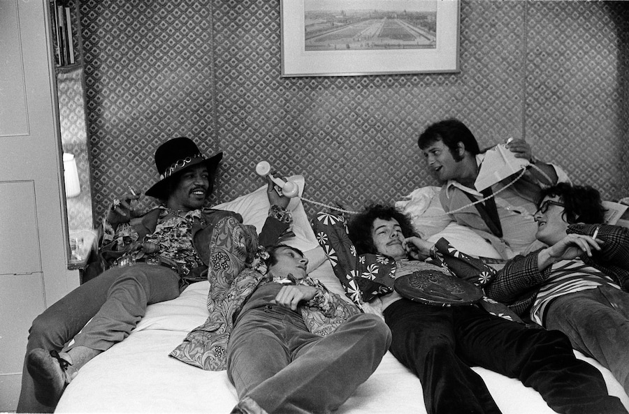 resizedHendix,-Jimi-and-experience