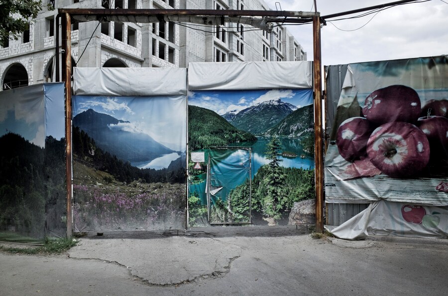 937466_880892_6_ &#169; Tomasz Padlo, Poland, 3rd Place