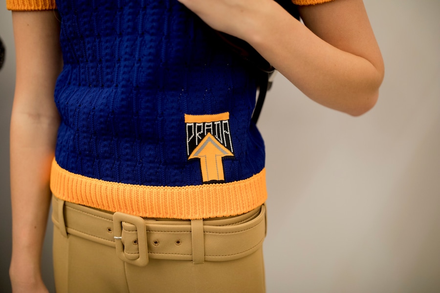 PradaResort19_Details (5)